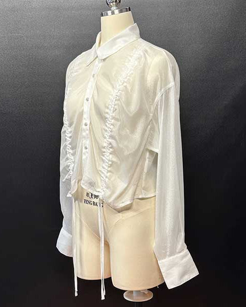 シャーリングブラウス