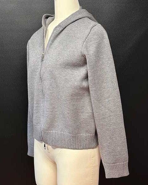 メリヤス編みニットパーカー
