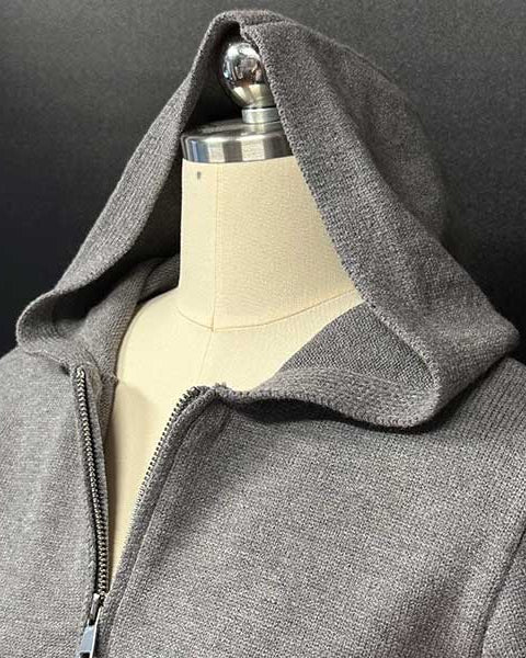 メリヤス編みニットパーカー