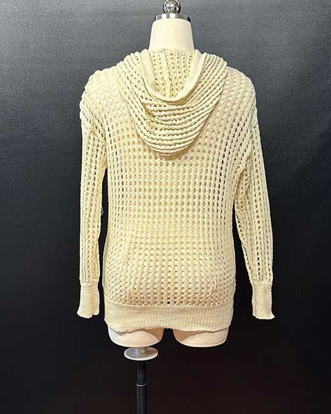 透かし編みニットパーカー