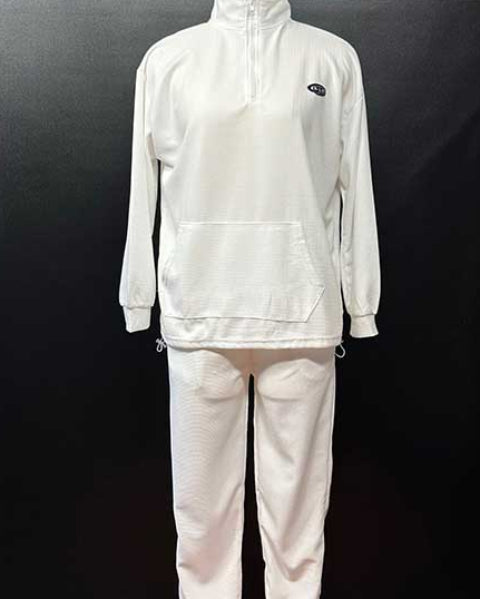 スポーツカジュアルセットアップ