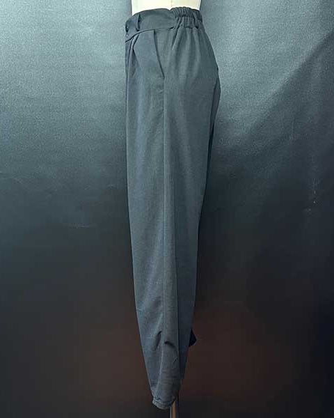 カットソースラックス