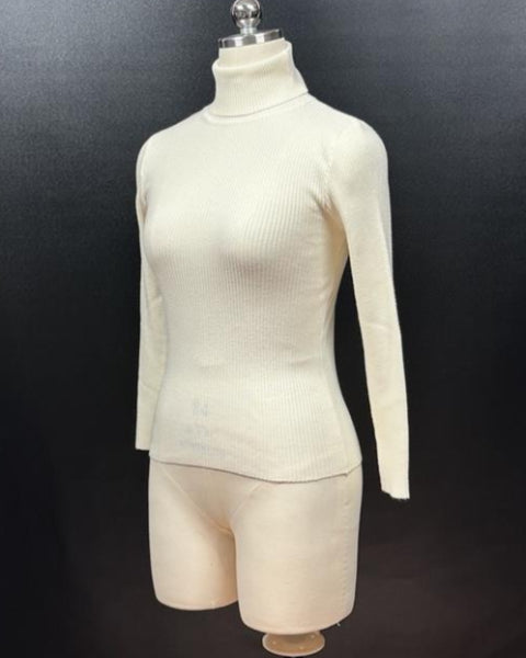 ハイネックニットトップス