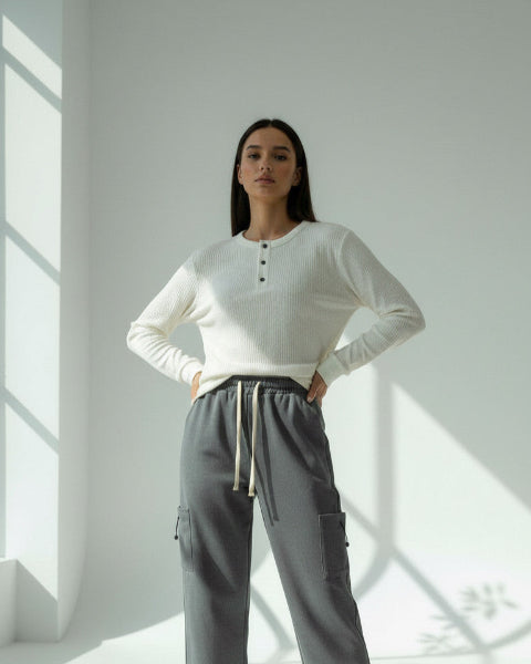 ヘンリーネック長袖プルオーバー