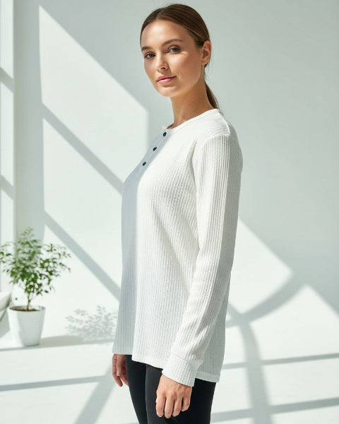 ヘンリーネック長袖プルオーバー