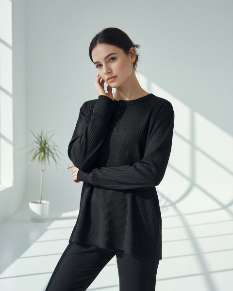 ヘンリーネック長袖プルオーバー