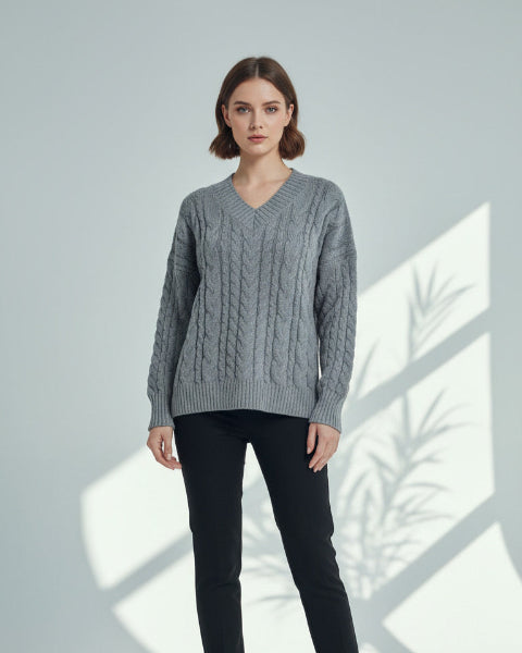 ケーブルニットプルオーバー
