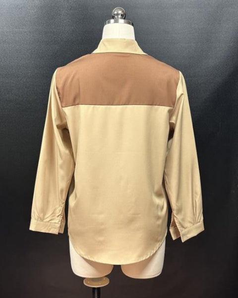 リボン風デザインシャツブラウス