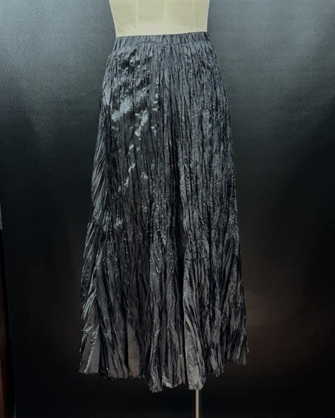ランダムプリーツロングスカート