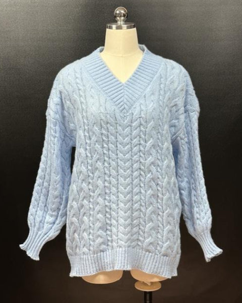 ケーブルニットプルオーバー