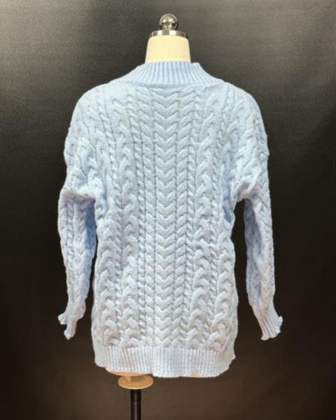 ケーブルニットプルオーバー